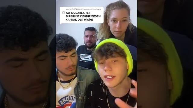 Dudaklarini bi̇rbi̇ri̇ne değdi̇rmeden yaprak de ! alex yeni tiktok videosu | alexsa.143 #shorts Dudaklarini bi̇rbi̇ri̇ne değdi̇rmeden yaprak de ! alex yeni tiktok videosu | alexsa.143 #shorts