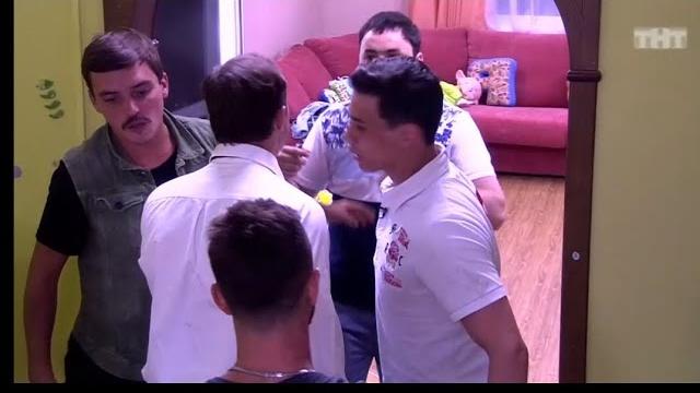 Потасовка гобозова и эдгара на д.р сына Потасовка гобозова и эдгара на д.р сына