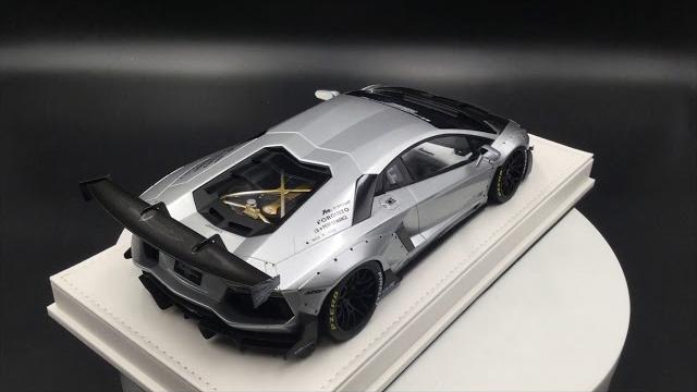 Juc 1:18 lb works 2.0 aventador resin car model (silver in black bonnet normal base ) j39-01 Juc 1:18 lb works 2.0 aventador resin car model (silver in black bonnet normal base ) j39-01
