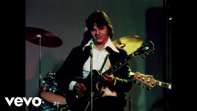 Steve miller band - the joker (official music video) Steve miller band - the joker (official music video)