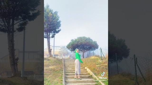 Ecrin dilek gökçe merdiven çıkıyor! Ecrin dilek gökçe merdiven çıkıyor!