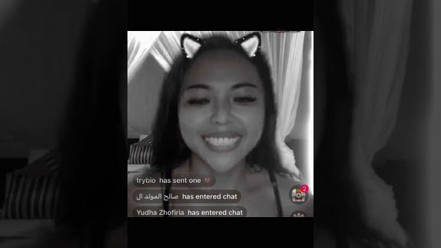 Sexy hosts online - asian hot Sexy hosts online - asian hot
