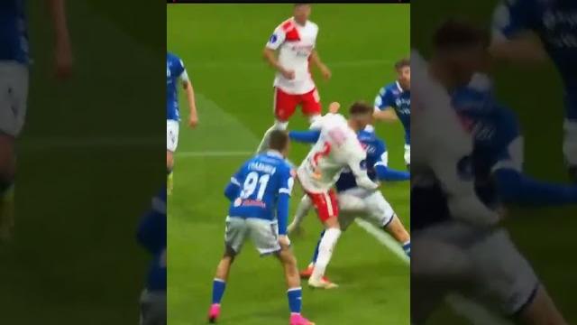 Футбольные видео моменты Футбольные видео моменты