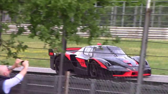 Loud ferrari fxx action in monza Loud ferrari fxx action in monza