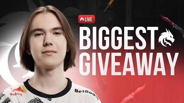 Donk mvp plays cs2 fpl now ! blast austin major 2025 ! cs2 update! cs2 skins giveaway! open case! Donk mvp plays cs2 fpl now ! blast austin major 2025 ! cs2 update! cs2 skins giveaway! open case!