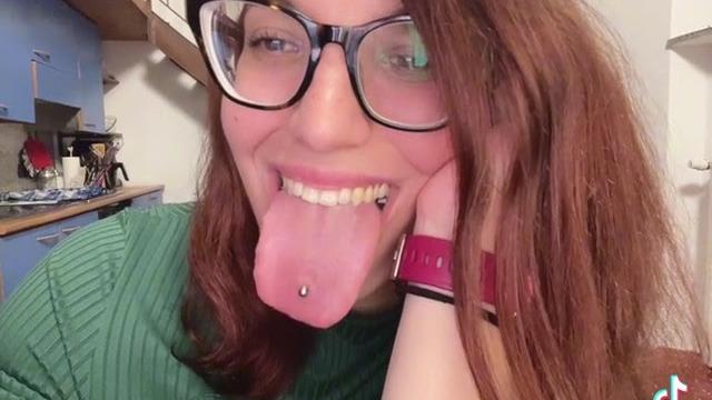 Size matters, she got a long tongue!!! #203 .......................... please subscribe...ty Size matters, she got a long tongue!!! #203 .......................... please subscribe...ty