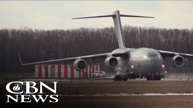 Biden sends $3 billion in aid to ukraine, country celebrates independence #warinukraine #shorts Biden sends $3 billion in aid to ukraine, country celebrates independence #warinukraine #shorts
