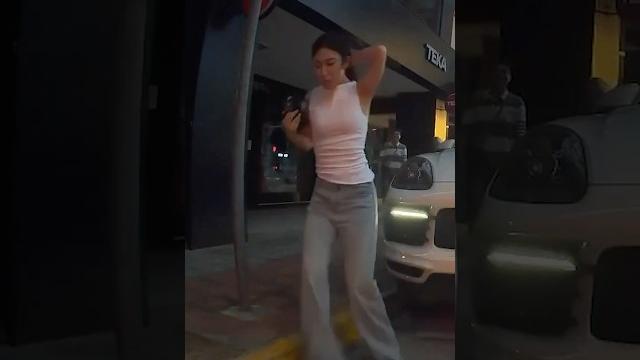 好大一口 感覺很濃 隨地吐痰要罰錢 但如果不是痰 應該不罰 好大一口 感覺很濃 隨地吐痰要罰錢 但如果不是痰 應該不罰