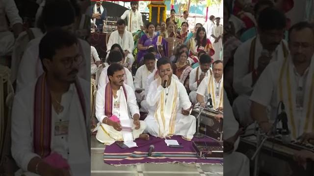 ह्याचा प्रेमाचा रे पूर बुडत्याला तारण्यास... | shree aadyapipa samadhi sthanam sthapanadin sohala ह्याचा प्रेमाचा रे पूर बुडत्याला तारण्यास... | shree aadyapipa samadhi sthanam sthapanadin sohala