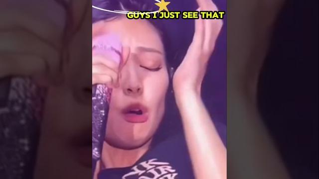Jennie pranks everyone on stage #blackpink #jennie #jennim #jisoo #blackpinkyg #liz #likejennie Jennie pranks everyone on stage #blackpink #jennie #jennim #jisoo #blackpinkyg #liz #likejennie