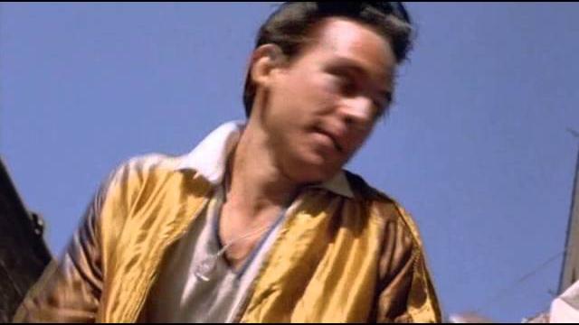 1.5кг отличного пюре - я бегу (2001) 1.5кг отличного пюре - я бегу (2001)