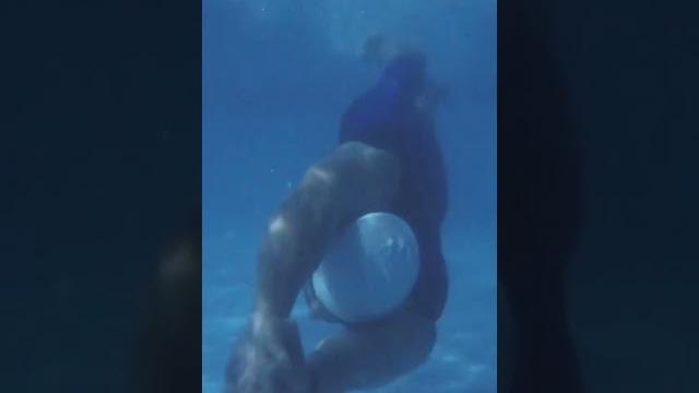 Underwater rotation slowmo Underwater rotation slowmo