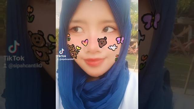 Ada cewek mandi tok Ada cewek mandi tok