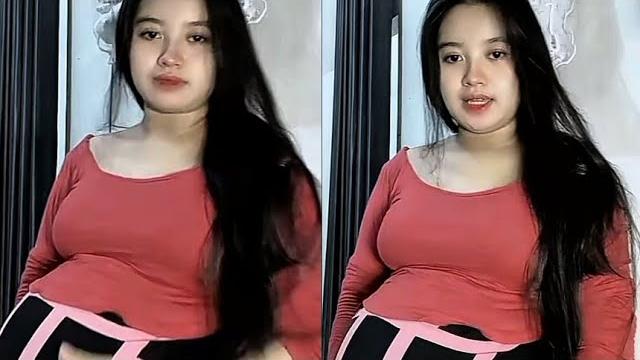 Bumil tobrut cantik live sambil berdiri Bumil tobrut cantik live sambil berdiri