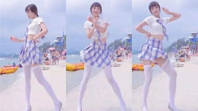 Summertime元气少女【巫小萤】 Summertime元气少女【巫小萤】