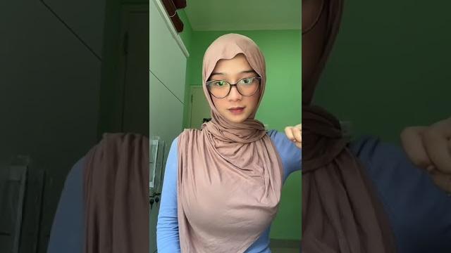 Alya jelita hijab live part 2 Alya jelita hijab live part 2