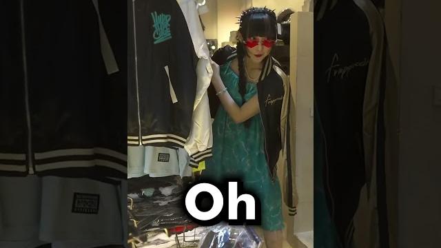 Cdawg flashes woman Cdawg flashes woman