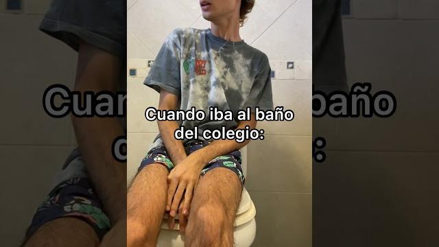 Cuando iba al baño del colegio #shorts Cuando iba al baño del colegio #shorts