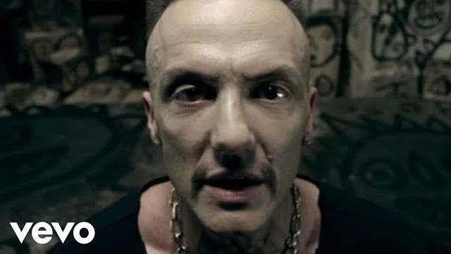 Die antwoord - evil boy (official music video) (explicit version) Die antwoord - evil boy (official music video) (explicit version)