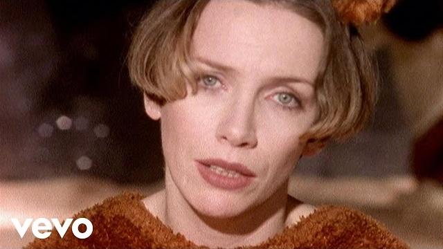 Annie lennox - a whiter shade of pale (remastered) Annie lennox - a whiter shade of pale (remastered)