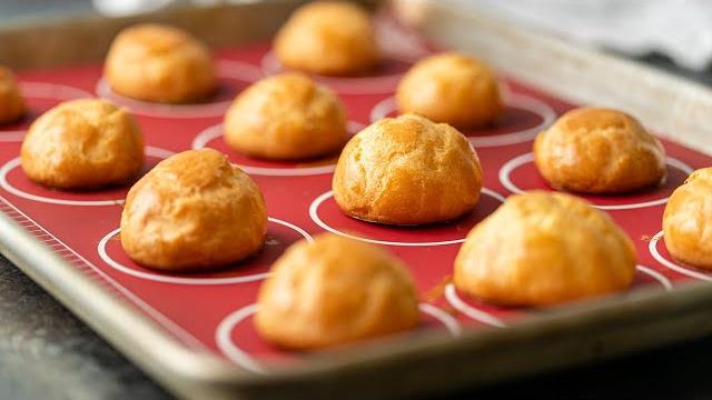 Gruyere puffs (gougères) Gruyere puffs (gougères)