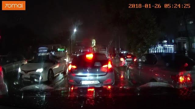 Almaty road trip. дождь и бесконечные пробки. дороги алматы. октябрь 2024 #kazakhstan #roads #almaty Almaty road trip. дождь и бесконечные пробки. дороги алматы. октябрь 2024 #kazakhstan #roads #almaty