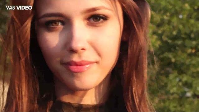 Mila azul with what if she knows Mila azul with what if she knows