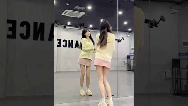 【小羊】爱到最后受了伤~ #美女 #跳舞 #dance #shorts 【小羊】爱到最后受了伤~ #美女 #跳舞 #dance #shorts
