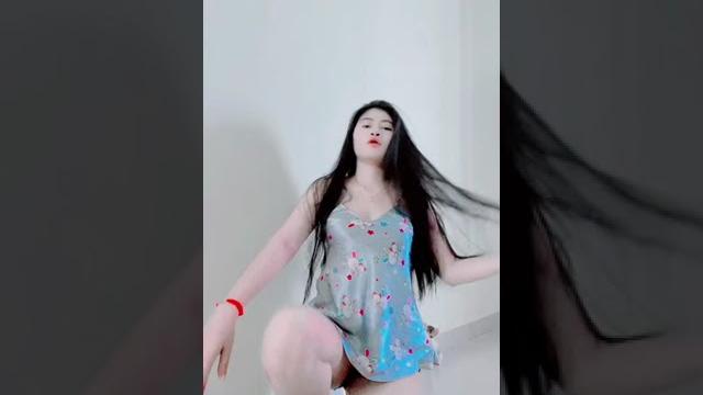 Cute girl sexy dance nice a041#shorts Cute girl sexy dance nice a041#shorts