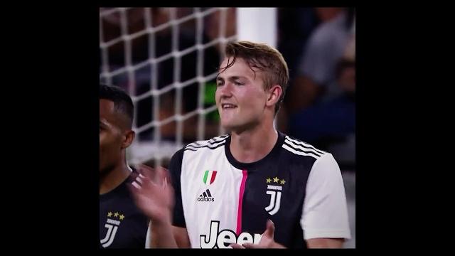 De ligt edit De ligt edit