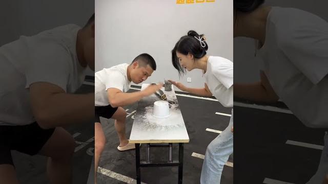 Qiqi come on and continue playing the game of enhancing friendship. you must see the end coconut Qiqi come on and continue playing the game of enhancing friendship. you must see the end coconut