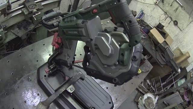 Стрічкова пилка parkside pmb1100 b2. стукаємо в днище ринку знизу? чи таки нормальна річ? Стрічкова пилка parkside pmb1100 b2. стукаємо в днище ринку знизу? чи таки нормальна річ?