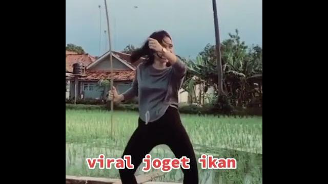 Hobi mancing l mancing cantik l mancing hot l tingkah laku wanita kalau memancing ikan #shorts Hobi mancing l mancing cantik l mancing hot l tingkah laku wanita kalau memancing ikan #shorts