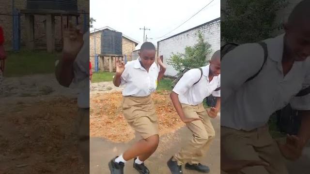 Rwanda tik tok amapiano dance challenge | 2024 #evipostrw_ #rwandatoday #buryohetv #dancemoves Rwanda tik tok amapiano dance challenge | 2024 #evipostrw_ #rwandatoday #buryohetv #dancemoves