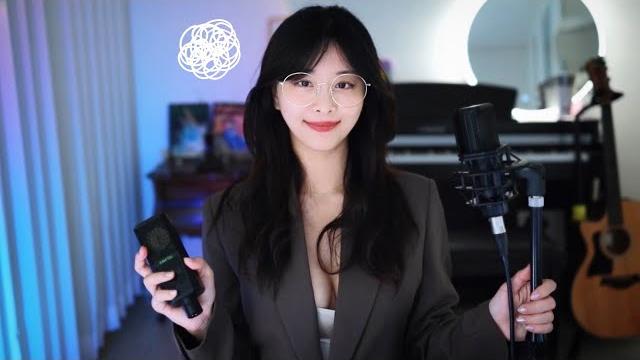 Whispering chat and sleepy hand sounds asmr Whispering chat and sleepy hand sounds asmr