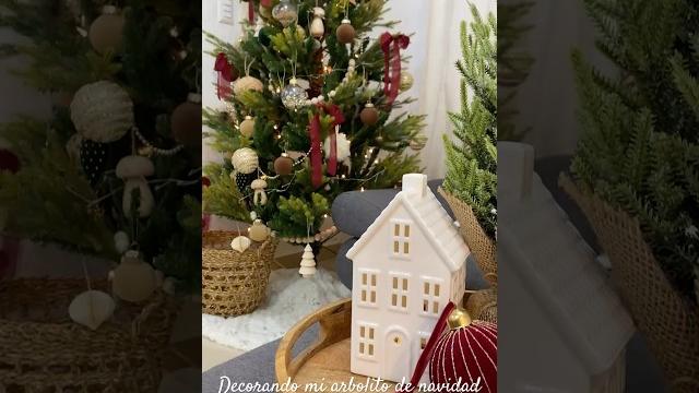 Decorando mi arbolito de navidad 2024 ️ navidad tradicional con acento de color en vino -borgoña Decorando mi arbolito de navidad 2024 ️ navidad tradicional con acento de color en vino -borgoña