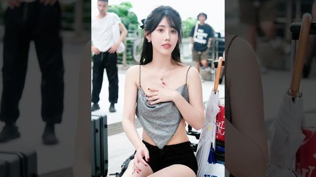 网红模特@小哈娜haha #网红 #广州车展 #beauty 网红模特@小哈娜haha #网红 #广州车展 #beauty