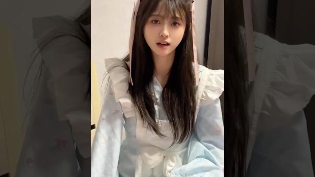 不怕别的,她这小虎牙我是真害怕 不怕别的,她这小虎牙我是真害怕