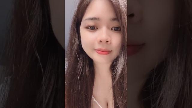 Bigo big tits wow Bigo big tits wow
