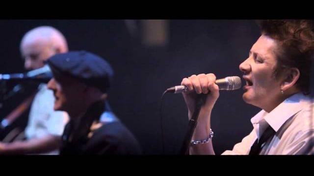 The pogues - dirty old town, live 2012 The pogues - dirty old town, live 2012