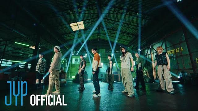 Stray kids "chk chk boom" performance video Stray kids "chk chk boom" performance video