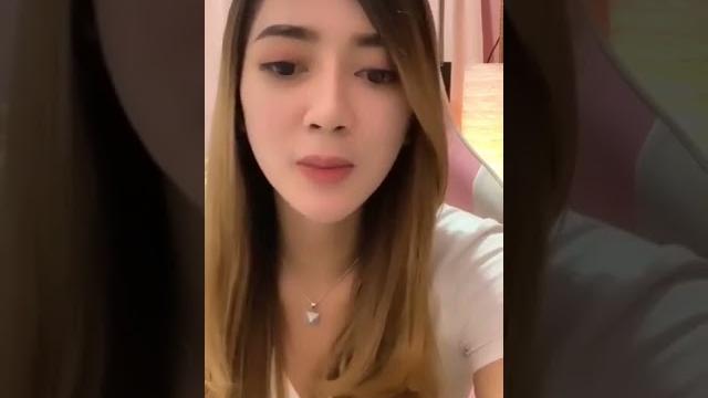 Bigo live hot 18++ || desah halu bareng ririn 18++ Bigo live hot 18++ || desah halu bareng ririn 18++