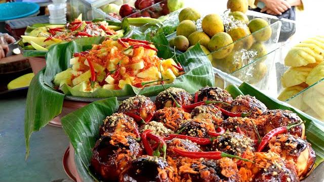 Who's craving for these? 12 kinds of fruits in 1 store! fresh fruit stand - malaysia street food Who's craving for these? 12 kinds of fruits in 1 store! fresh fruit stand - malaysia street food