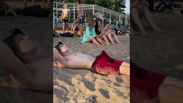 Big dick prank on beach ️. #shorts #trend Big dick prank on beach ️. #shorts #trend