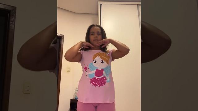 Menina novinha dançando funk 8 Menina novinha dançando funk 8