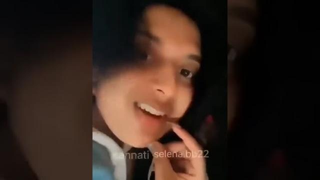Indian lesbians kissing Indian lesbians kissing