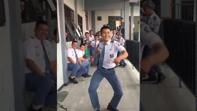 #lagu tetet tetet #gokil #kocak #lagu tetet tetet #gokil #kocak
