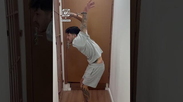 Miraculous handcuff escape challenge : bviral Miraculous handcuff escape challenge : bviral