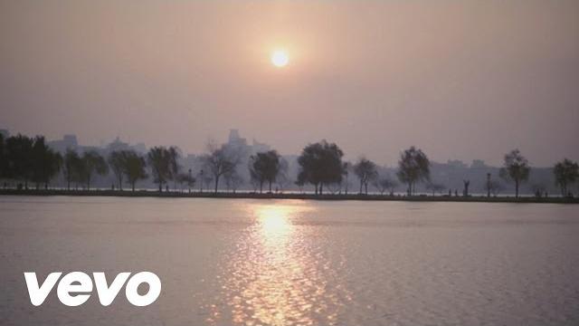 Imogen heap - xizi she knows (official video) Imogen heap - xizi she knows (official video)