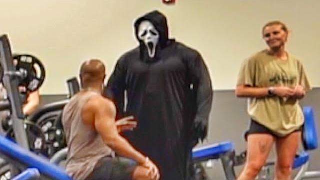 When scream lifts at your gym... When scream lifts at your gym...